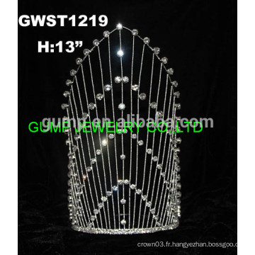 Grand tiara de strass